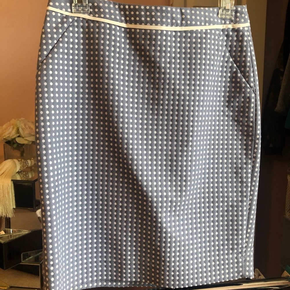 Pencil skirt